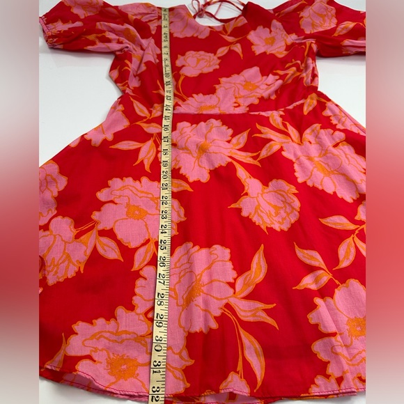 NWT VICI OPEN BACK PINK FLORAL CUT OUT MINI SIZE SMALL - Picture 8 of 12